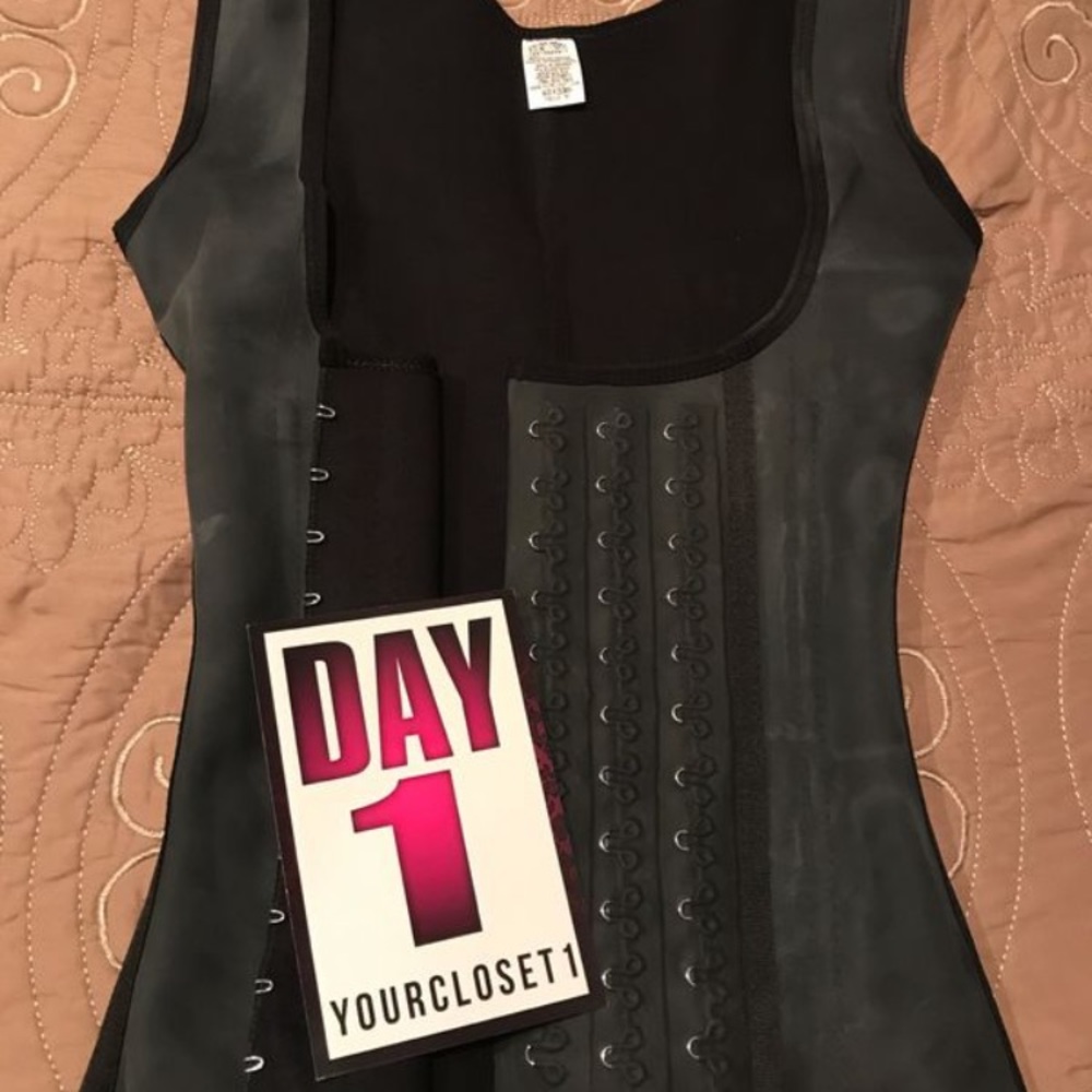 Never used waist trainer - Picture 4 of 4